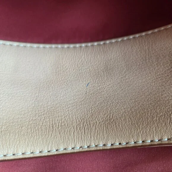 EUC Coach Poppy Whipstitched Hobo (#19004) in Natural Vachetta Leather - Picture 11 of 16